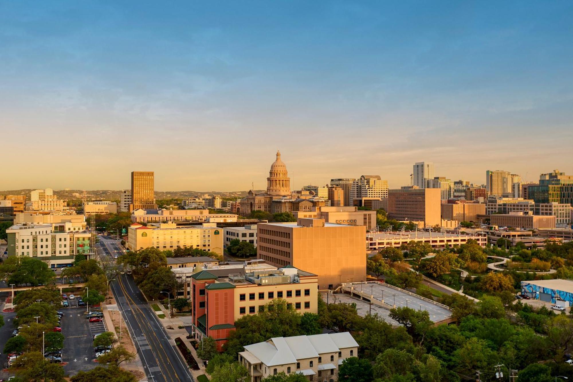 Downright Austin, A Renaissance Hotel Eksteriør billede